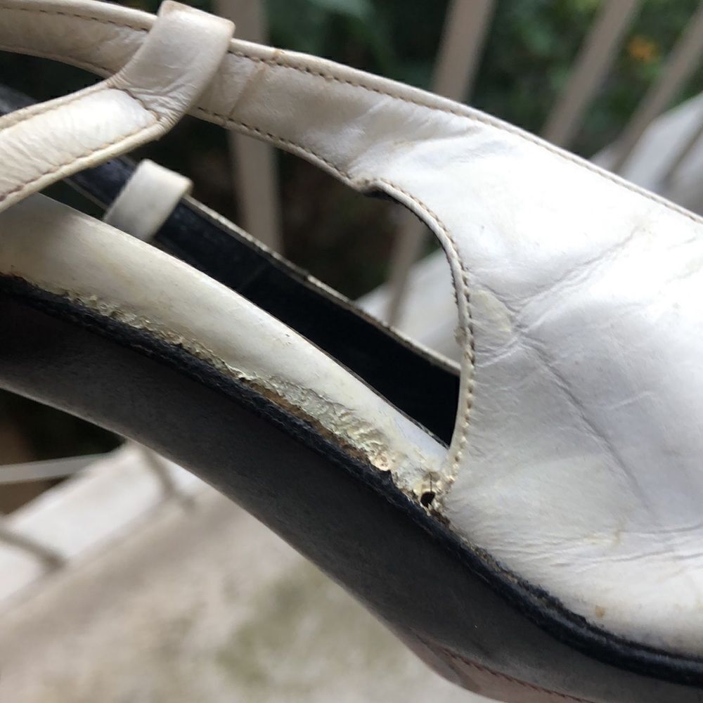 Vintage  YSL  slingbacks - Picture 9 of 9
